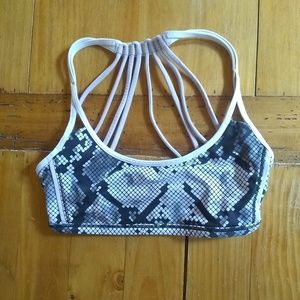 Lululemon sports bra
